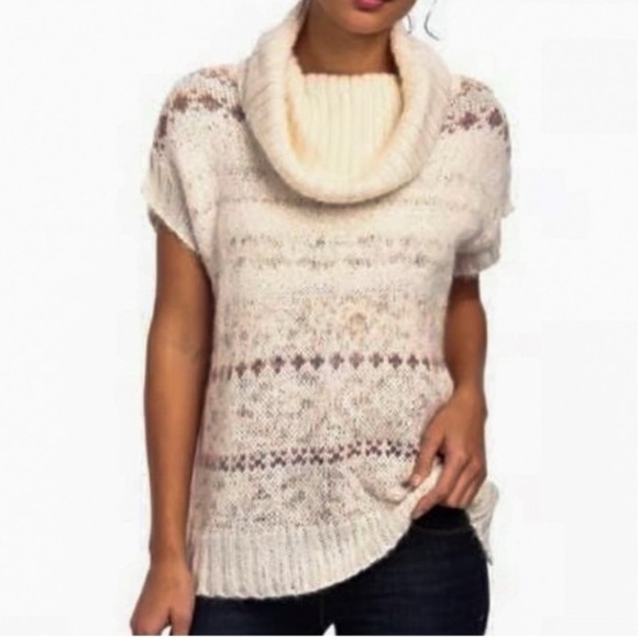 Free People turtleneck short sleeve soft wool sweater small - Picture 1 of 9